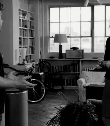 Kenneth Branagh and Famke Janssen in Celebrity (1998)